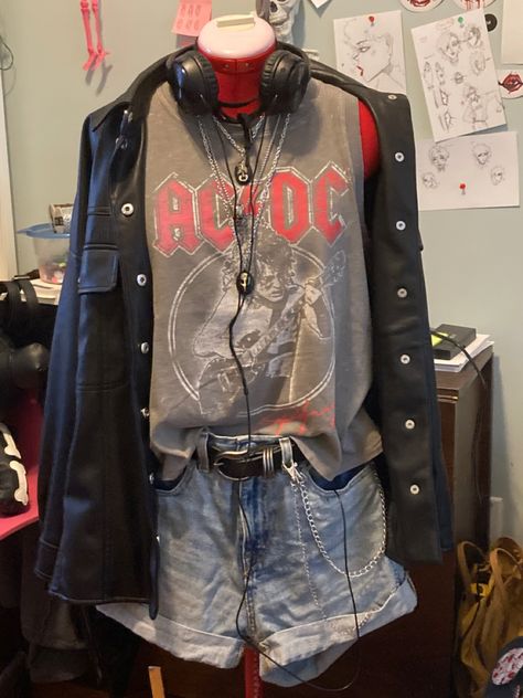 Cute outfit alt ACDC Acdc Outfit Ideas, Ac/dc Outfit, Acdc Concert Outfit, Acdc Outfit, Acdc Concert, Acdc Tshirt, Hoodie Outfit Aesthetic, Acdc Shirt, Concert Fit