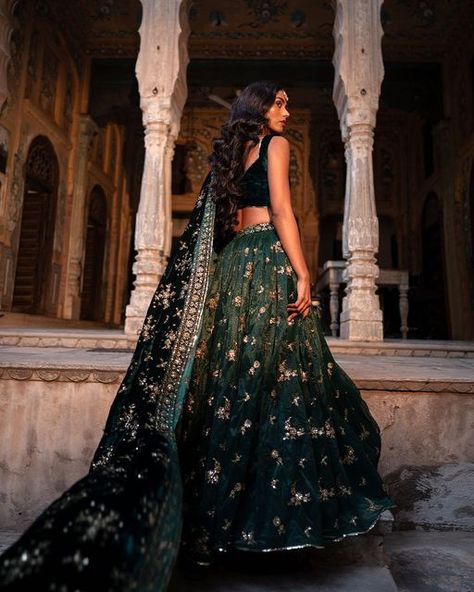 Dark Green Indian Wedding Dress, Dark Lengha, Emerald Indian Wedding, Fall Indian Wedding Outfits, Dark Green Lengha, Dark Lehenga, Green Indian Wedding Dress, Green Indian Outfit, Sangeet Outfit Bridal