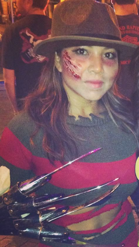 Mrs. Freddy Krueger Halloween makeup Mrs Krueger Costume, Pretty Freddy Krueger Makeup, Woman Freddy Kruger, Women's Freddy Krueger Makeup, Freddy Krueger Make Up Women, Freddie Cruger Make Up, Women Freddy Krueger Makeup, Freddie Kruger Makeup Women, Freddy Makeup Halloween