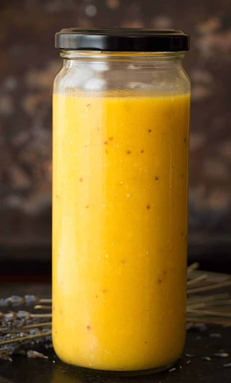 Low Fat Salad Dressing, Mango Salad Dressing, Thai Salad Dressings, Mango Dressing, Salad Dressing Recipes Healthy, Thai Salads, Kale Salad Recipes, Salad Dressing Recipes Homemade, Mango Recipes