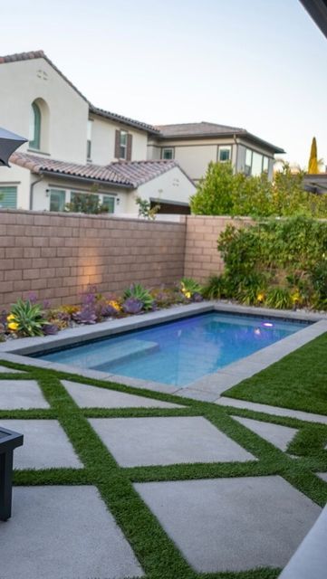 Tiny Yard With Pool, Side Pool Backyards, Shallow Backyard Pool, Spool Pool Ideas Small Yards, Small Side Yard Pool Ideas, Backyard With Spool, Small Backyard With Pool And Turf, Small Pools Ideas, Backyard Landscaping With Small Pool