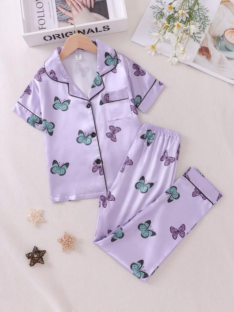 Para saber mais sobre o Garotas Conjunto de pijama Estampas de Borboletas Tubulação de contraste em SHEIN.✓R$12 Off NO PRIMEIRO PEDIDO✓Mais de 500 atualizações diarias Pijamas Kids, Purple Pajamas, Girls Pjs, Cute Pjs, Cute Sleepwear, Cute Pajama Sets, Cute Dress Outfits, Modest Dresses Casual, Shein Outfits