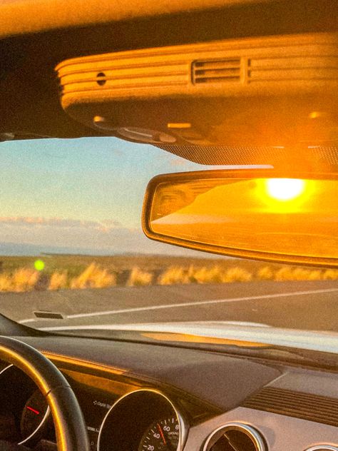 August Asthetic Picture, Yellow Travel Aesthetic, Yellow Country Aesthetic, Sunshine Personality Aesthetic, Yellow Car Aesthetic, Yellow Sunset Aesthetic, Golden Hour Song Aesthetic, Sunset Yellow Aesthetic, Driving Sunset