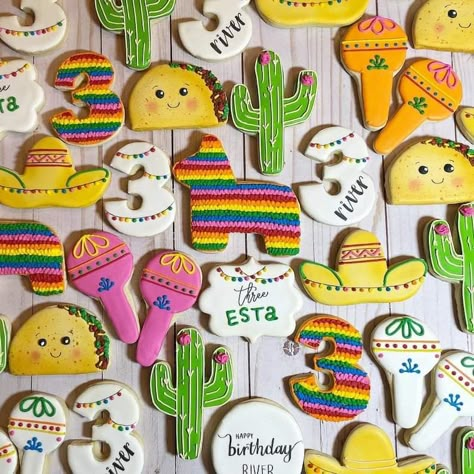 Number Three Cookies Decorated, Fiesta Party Cookies, Three Esta Cookies Decorated, Threeesta Cookies, Three Amigos Birthday Party, Threesta Birthday Party Boy, Three Esta Birthday Party Food, Fiesta Decorated Cookies, Three Esta Cookies