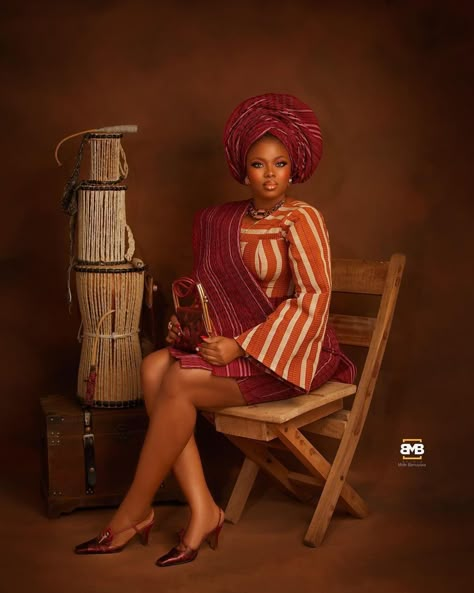 African Queen Photoshoot Ideas, Aso Oke Styles, Yoruba Fashion, Yoruba Bride, Nigerian Outfits, African Print Maxi Skirt, Adventurous Life, African Traditional Wedding, African Print Dress Designs