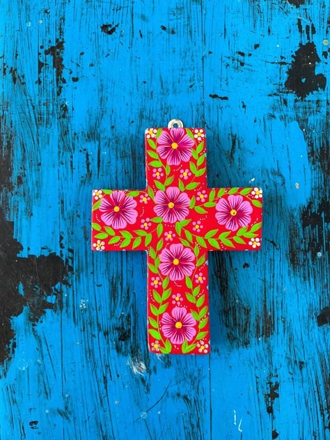 Painted Crosses On Wood, Painted Crosses, Mexican Cross, Mexican Folk Art Decor, Mexican Wall Decor, Hand Painted Crosses, Mexican Paintings, Mexican Wall Art, Mexican Pattern