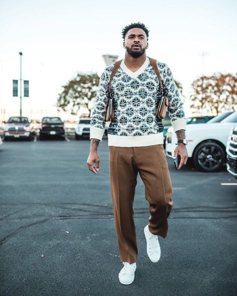 NFL Players Who Have Style Off The Field College Football Game Outfit, Football Game Outfit, Nfl Outfits, American Football Players, Outfits With Converse, Mens Fashion Casual Outfits, Football Outfits, Nfl Players, Men Fashion Casual Outfits