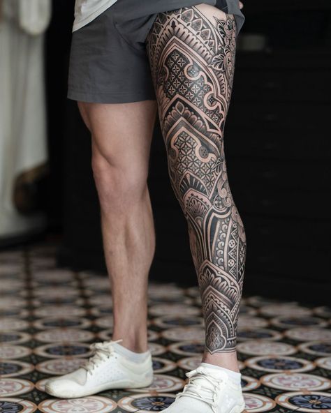 Geometric Pattern Tattoo Men, Leg Tats For Men, Maori Leg Tattoo, Geometric Leg Tattoo, Geometric Tattoo Leg Sleeve, Mens Leg Sleeve Tattoo, Leg Sleeve Tattoo Male, Tattoo Leg Sleeve, Geometric Tattoo Leg