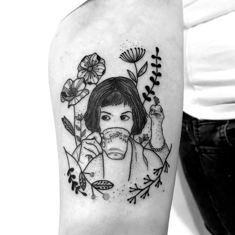 Amélie Poulain 💕☕️🌸 @mariaaantequera - - - - #tattoo #tattoowork #tattooink #inktattoo #linework #ameliepoulain #amelietattoo… Surf Wave, Dragon Wallpaper Iphone, Ancient Tattoo, Wave Beach, Forearm Sleeve, Creepy Tattoos, Love Inspiration, Bullet Journal Themes, Tattoo Work