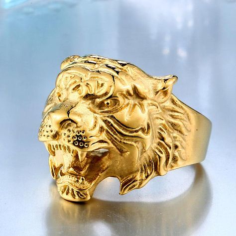 Stunning and beautiful tiger ring, available in silver, golden, bright white and black colors. Show who you are with the tiger rings! Available in those US sizes: 6 - 7 - 8 - 9 - 10 - 11 - 12 - 13 Good as a gift for yourself, or for a friend or loved ones. »»»»» Our products have Men Personality, Tiger Ring, Clean Jewelry, Versace Jewelry, Head Ring, Titanium Ring, Jewelry Words, Things Under A Microscope, Trendy Ring