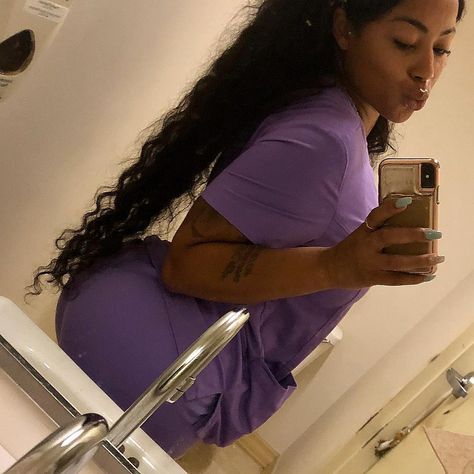 Hot Nurse #nurse #nurses #nursing #realnurse #nursepractitioner #job #hiring #nurserydecor #nursesrock #nursesofinstagram #nursehumor #nightnurse #nurselife #nursesunitev Fine Nurses, Thick Nurse, Purple Scrubs, Blonde Nurse, Black Nurses, Nurse Outfit Scrubs, Female Nurse, Nurse Photos, Black Nurse