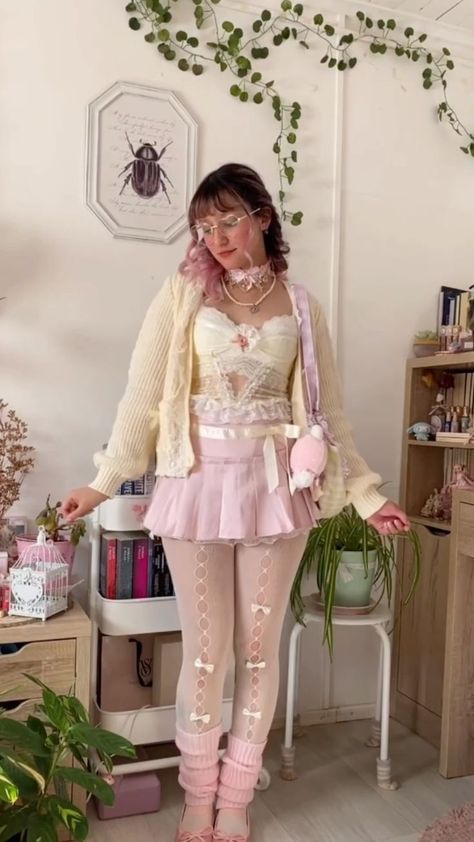 Cute Pastel Outfits Aesthetic, Trans Girl Outfits, Kawaii Baddie, Pastel Outfits Aesthetic, Cute Pastel Outfits, Clothing Aesthetics, Pastel Outfits, Kawaii Outfit Ideas, Girly Clothes