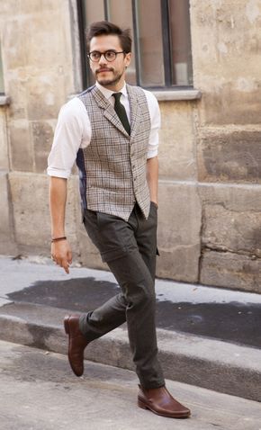 Mens Vest Fashion Casual, Mens Waistcoat Fashion, Men's Vest Fashion, Gentleman Mode, Waistcoat Outfit, Mens Vest Fashion, Mens Waistcoat, Waistcoat Men, Modern Womens Fashion