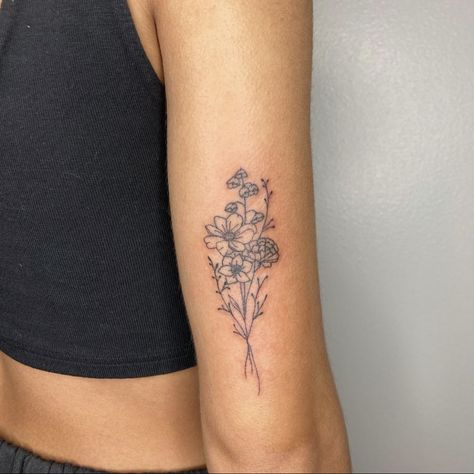 Different Flower Bouquet Tattoo, Realism Flower Bouquet Tattoo, Back Of Arm Birth Flower Tattoo, Floral Tattoo On Back Of Arm, Back Arm Flower Tattoo Women, Flower On Bicep Tattoo, Back Of Arm Bouquet Tattoo, Flowers On Inner Arm Tattoo, Birth Flower Tattoo Back Of Arm