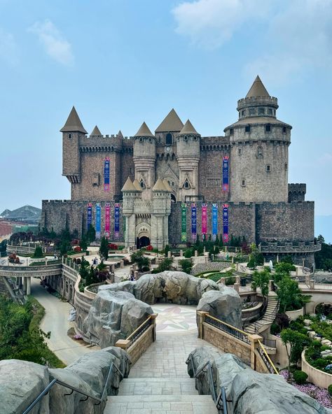 So much fun here 🎠🎟️ 📍Ba Na Hills Da Nang Vietnam 🇻🇳 . . . #banahills #banahillsvietnam #sunworld #themepark #danang #visitvietnam #discovervietnam #explorevietnam #vietnamtravel #vietnamtourism #touristattraction #themeparkworldwide #adventureawaits #funinthesun #memoriesmade #funday #funtimes #parkdays #magicmoments #joyride #endlessfun #vietnamdestinations #travel #traveldiaries #travelinspirations Ba Na Hills, Danang Vietnam, Da Nang Vietnam, Vietnam Art, Danang, Vietnam Travel, Da Nang, Adventure Awaits, Vietnam