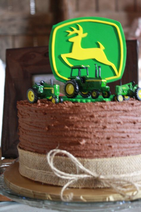 Groom cake. @Shanon O'Banion Farm Grooms Cake, Groom Cakes Hunting, Grooms Table Ideas, Grooms Cake Tractor, The Hunt Is Over Grooms Cake, Groom Hunting Cake, 15th Birthday Cake, Tractor Wedding, Groom Cakes