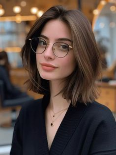 Boycut Hairstyle Woman, Boycut For Girls Hairstyles, Short Hairstyle Women Round Face Bob Haircuts Thick Hair Straight, Niche Hobbies, Classic Bob Haircut, Haircut Tip, Haircut 2024, Gents Hair Style, Long To Short Hair