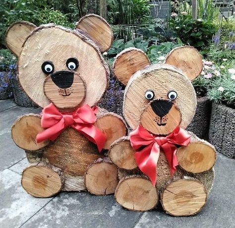 Recycled Things - More ideas @... Bears Made From Wood Slices, Wood Slice Animals, Wooden Teddy Bear, Wood Slice Bear, Log Slice Crafts, Wooden Bears, Log Crafts, Wooden Log Slices, Senior Crafts