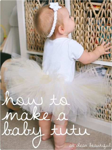 easy-peasy beautiful tutu tutorial - It's now on my list of things to do for her first birthday! Tutu Tutorial, Diy Tutu, Diy Bebe, Baby Tutu, Baby 1st Birthday, Tutus For Girls, Girl First Birthday, Baby First Birthday