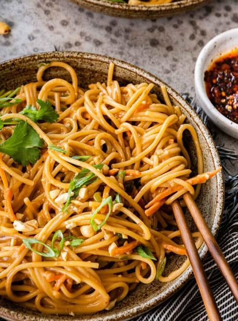 Sabrina Snyder Peanut Noodles Recipe, Asian Peanut Sauce, Lime Garnish, Tasty Noodles Recipe, Peanut Satay, Asian Pasta, Peanut Sauce Noodles, Spicy Peanut Noodles, Veggie Side Dish Recipes