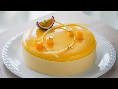 Mango Passion Fruit Mousse Cake from Thy Than - recipe on Niftyrecipe.com Passion Fruit Mousse Cake, Fruit Mousse Cake, Passion Fruit Recipes, Final Cake, Moose Cake, Mousse Cake Decoration, Fruit Mousse, Mango Mousse Cake, Passion Fruit Cake