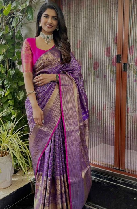 Shalini Kandukuri, Purple Silk Saree, Pink Blouse Designs, Designer Bridal Lehenga Choli, Bridal Sarees South Indian, Wedding Saree Blouse Designs, Purple Saree, Fashionable Saree Blouse Designs, Pink Border