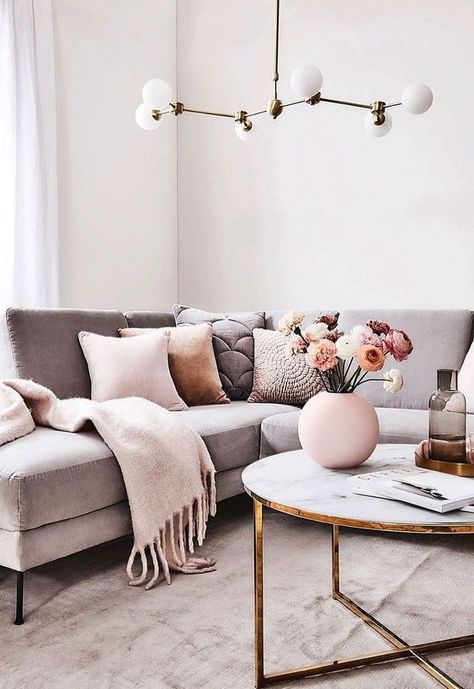 Popular Living Room, Living Room Decor Apartment, Living Room Inspo, Colorful Furniture, Home Design Decor, Bohemian Home, Living Room Inspiration, Luxury Living Room, Room Set