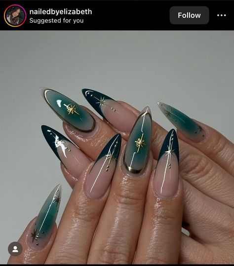 Long Almond Acrylic Nails Green, Short Nails Emerald Green, Emerald Green Aura Nails, Xiao Inspired Nails, Black Green And Silver Nails, Green Prom Nail Ideas, Cybersigilism Nail Art, Green Dragon Nails, Green And Burgundy Nails