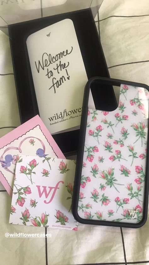 Pink Posie Rosie Wildflower Case, Wildflower Phone Cases, Summer Phone Cases, Wildflower Cases, Girly Phone Cases, Phone Inspiration, Pretty Iphone Cases, Pretty Phone Cases, Pink Phone Cases