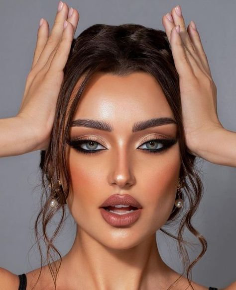 Makeup Portfolio, Bold Makeup Looks, High Fashion Makeup, Beauty Makeup Photography, Photoshoot Makeup, Beauty Photoshoot, Glam Makeup Look, Creative Makeup Looks, Glamour Makeup