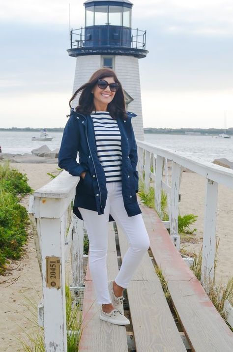 (48) Image tagged with preppy, preppystyle, newengland – @thecatholicprepster on Tumblr Nautical Fashion Women, Nantucket Outfit, What To Wear On A Boat, Boat Shoes Outfit, Boat Outfit, Nautical Outfits, Nautical Looks, Boating Outfit, Teacher Outfit