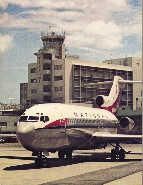 National Airlines B727 Airport Control Tower, Boeing Planes, Boeing 727 200, Airline Branding, Airlines Branding, Control Tower, Boeing 707, National Airlines, Boeing 727