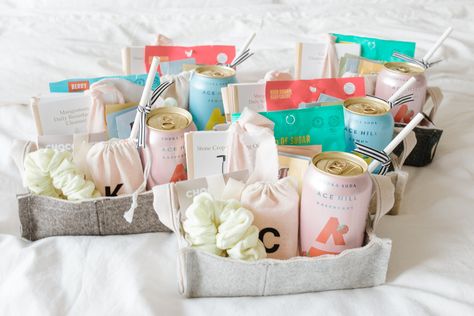 girl's weekend gift baskets — emelbe design Slumber Party Gift Baskets, Girls Weekend Gifts Ideas, Bachelorette Basket Ideas, Girls Weekend Ideas Gifts, Girls Weekend Gift Bags Ideas, Girls Weekend Goodie Bags, Bachelorette Basket, Bachelorette Gift Basket, Girls Trip Goodie Bags Ideas