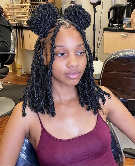 Soft Locs Hairstyles Short, Virgin Hair Twist Styles, Short Soft Locs, Locs Styling, Soft Locks, Braids Styling, Weave Hairstyles Braided, Soft Locs, Butterfly Locs