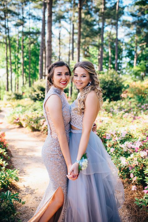 Formal Portrait, Azaleas Garden, Prom Picture Poses, Prom Picture, Prom Photoshoot, Prom Poses, Prom Dresses Gowns, Prom Photos, Foto Poses