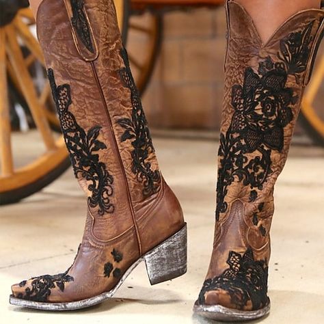 Category:Boots; Upper Materials:Faux Leather; Embellishment:Embroidery; Season:Winter; Heel Type:Cuban Heel; Shaft Circumference:12-14; Gender:Women's; Activity:Walking Shoes; Toe Shape:Pointed Toe; Type:Mid Calf Boots; Style:Casual,Vintage; Heel Height(inch):1-2; Outsole Materials:Rubber; Occasion:Outdoor,Daily; Closure Type:Loafer; Pattern:Floral; Production mode:External produce; 2022 Trends:Cowboy Boots; Foot Length:; Foot Width:; Size chart date source:Provided by Supplier. Floral Cowboy Boots, Embroidered Chunky Heels, Fall Heel, Embellishment Embroidery, Minimalism Fashion, Rider Boots, Boots Cowgirl, Style Bundle, Boots Cowboy