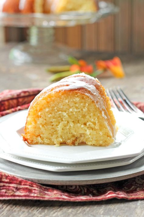 Glazed Lemon Ricotta Cake Lemon Ricotta Pound Cake, Lemon Ricotta Cake Mix Recipes, Limoncello Ricotta Cake, Limoncello Ricotta Cake Recipe, Lemon Ricotta Bundt Cake Recipe, Tandy Cake, Lemon Velvet Cake, Butter Cake Cookies, Lemon Ricotta Cake