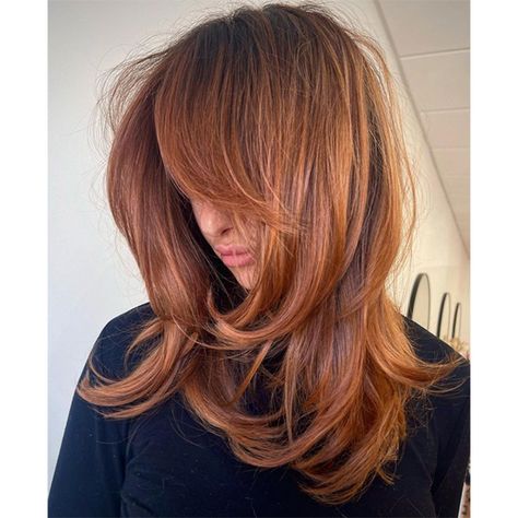 Ginger Hair Ideas, Ginger Brown Hair, Bright Copper Hair, Dark Ginger Hair, Ginger Ombre, Amber Hair, Copper Balayage, Layered Haircuts With Bangs, Bronze Hair