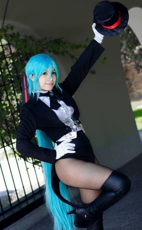 Hatsune Miku (Magician version) by kEkA ~.~ Magician Pose, Female Magician, Magician Costume, Miku Cosplay, Cosplay Dress, Art Poses, Drawing Poses, Photo Reference, Hatsune Miku