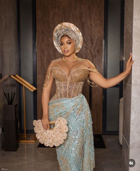 George Lace Gown Styles, George Nigerian Styles, White African Dress, Black Asoebi Lace Styles, Gold Asoebi, Gold George Asoebi, George Asoebi Gowns, A Shape Gown Lace Aso Ebi, Nigerian Wedding Dresses Traditional Gold