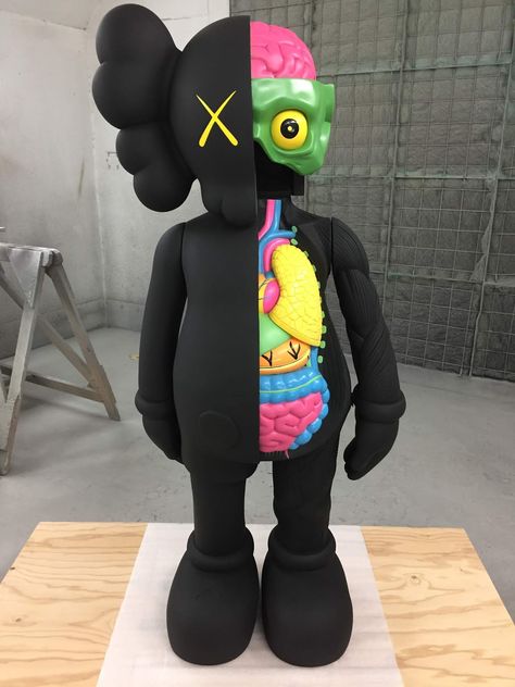 Klaus 2019, Statue For Home Decor, Kaws Iphone Wallpaper, Hypebeast Room, Amazing Bedroom Designs, Art Statue, Graphic Poster Art, Graffiti Wall Art, Cute Bedroom Decor