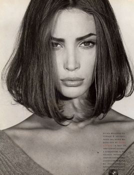 Hair Styles 90s, 90s Supermodels, Trendy Short Haircuts, Bob Hair, Penteado Cabelo Curto, Christy Turlington, Irina Shayk, Natalie Portman, Trendy Short Hair Styles