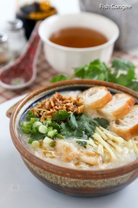 Porridge Recipes, Singapore Food, Asian Soup, Asian Inspired Recipes, Anime Food, Chinese Dishes, Chinese Cooking, Heart Warming, Asian Cooking