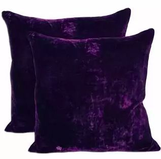 Pillows Purple, Beige Couch, Purple Stuff, Purple Throw Pillows, Purple Bedding, Purple Rooms, Purple Pillows, Goth Home, Purple Home