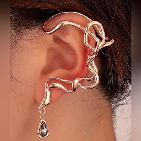 Comes In 2 Colors : Silver And Gold. This Is A Price Per One. For Left Ear Ear Cuff Women, Ear Wrap Earrings, Snake Ears, Cheap Earrings, Ear Tunnels, Women Wholesale, Ear Cuffs, Cuff Earrings, Online Earrings