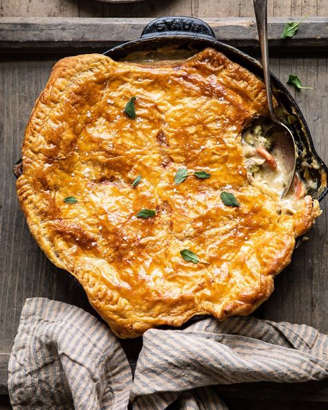 Tieghan Gerard on Instagram: “Browned Sage Butter Chicken Pot Pie. Made this today on @goodmorningamerica and could not have had more fun. Thanks for having me…” Half Baked Harvest Pot Pie, Harvest Pie Recipe, Half Baked Harvest Chicken, Brown Butter Chicken, Elevated Dishes, Puff Pastry Chicken, Tieghan Gerard, Salad Appetizer Cups, Half Baked Harvest Recipes