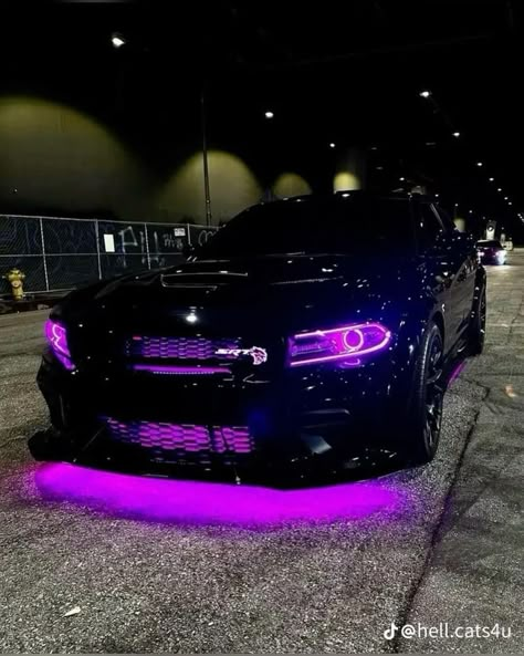 Purple Srt Hellcat, Cool Car Wrap Designs, Black And Purple Car, Hell Cat Charger, Cars With Led Lights, Nice Cars For Women, Custom Dodge Charger, Baddie Cars, Hellcat Car