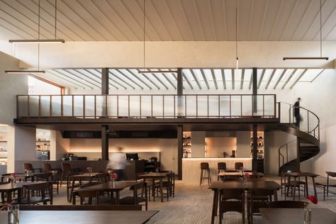 Mezzanine Cafe, Mezzanine Restaurant, Sustainable Construction, Cafe Concept, House Foundation, East Java, Wood Interiors, Restaurant Interior, Cafe Interior