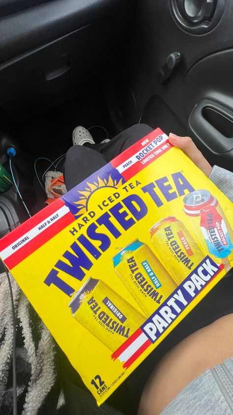 Twisted Tea Pong Table, Twisted Tea Aesthetic, Twisted Tea Party, Bri Core, Alc Drinks, Rocket Pop, Pretty Alcoholic Drinks, High Jokes, Party Drinks Alcohol