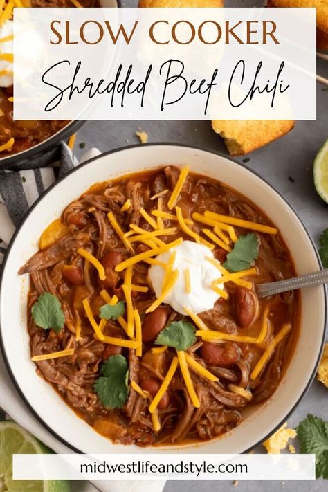 Shredded Beef Chili, Best Slow Cooker Chili, Slow Cooker Shredded Beef, Homemade Chili Seasoning, Hearty Chili, Best Chili Recipe, Crockpot Chili, Slow Cooker Chili, Beef Chili